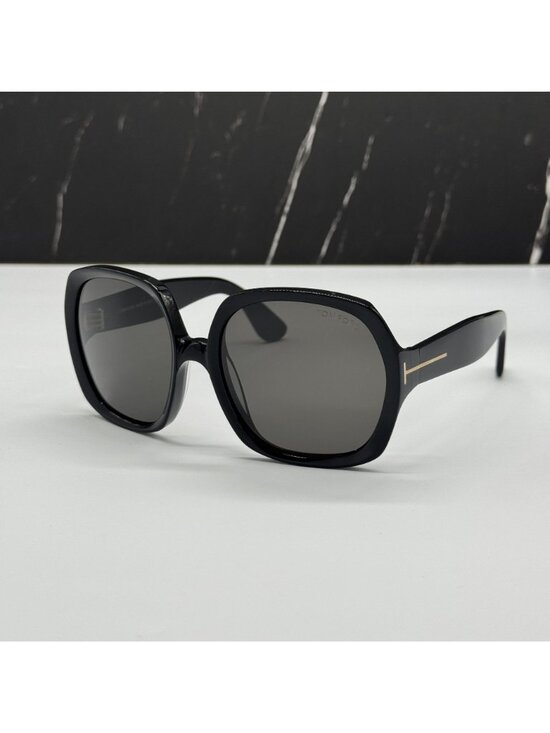 NEW TOM FORD SAFFRON TF1221 01A BLACK/GRAY WOMEN OVERSIZED SUNGLASSES FT1221